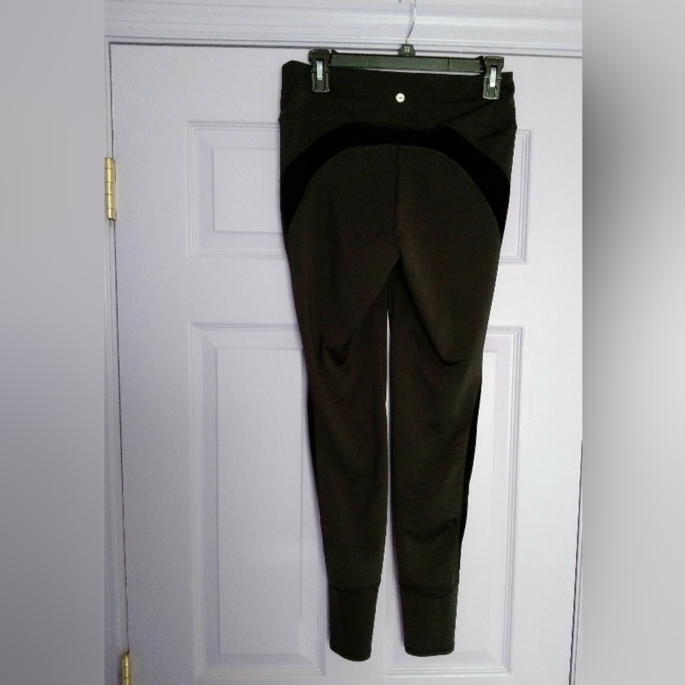 🔷️3-$15🔷️Avia | Athletic Black Leggings with Velvet Detail Medium